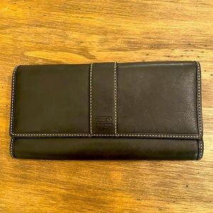 Coach wallet black leather coin pockets bills